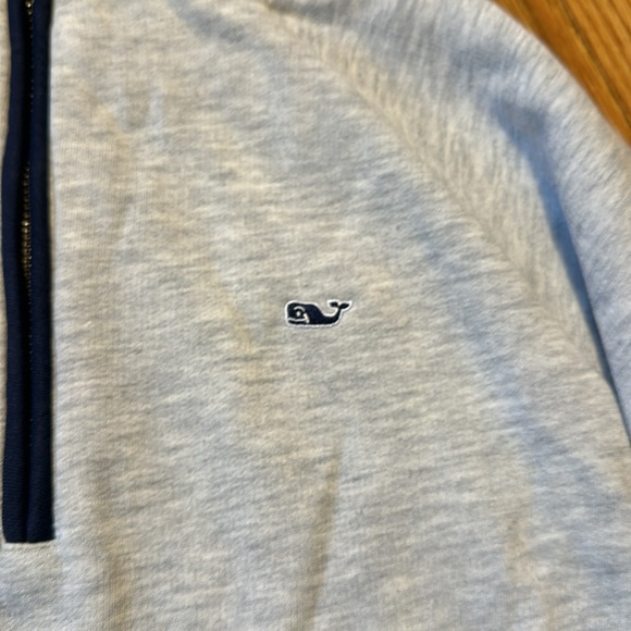Vineyard Vines Gray pullover with zipper size medium - Picture 2 of 5